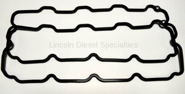 GM - Lower Valve Cover Gaskets (2001-2004)*